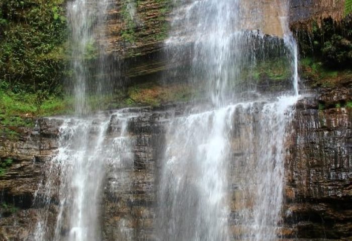 Marimbondo Waterfall