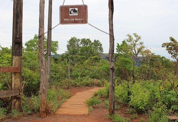 veu-de-noiva-chapada-guimaraes-mt-De4